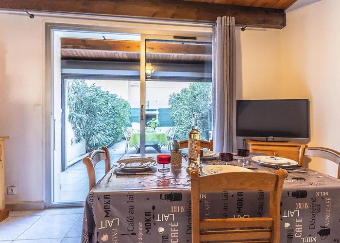 Cap Caddy By Interhome