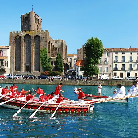 Cap Caddy By Interhome Apartment